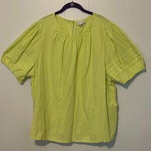 Ava & Viv Size 3X BRIGHT BOLD Yellow (or green-ish) Short Sleeve Blouse